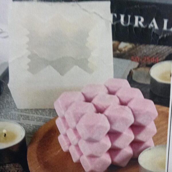 Cube Diamond Candle /Min.Qty-12Pcs.xSne /Size-6.8*6.2*6