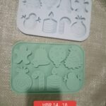 HBR35A-18   8 cavity chrishmas mould