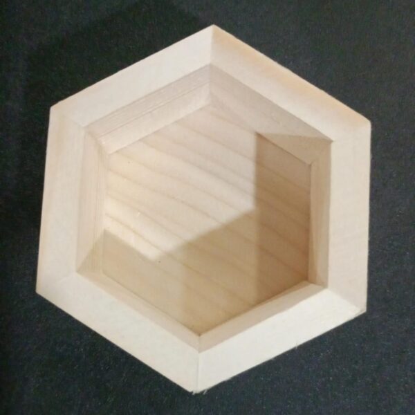 wooden hexagone tea light