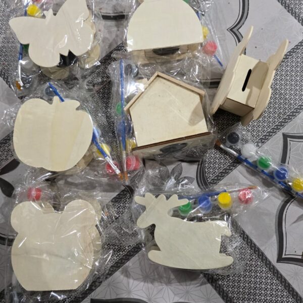 HBR22-54 Wooden box craft kit